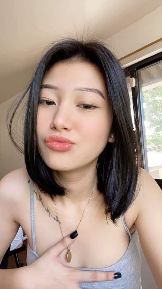Năng lượng cao! ! Nữ sinh tương phản thích bị bắn vào miệng.